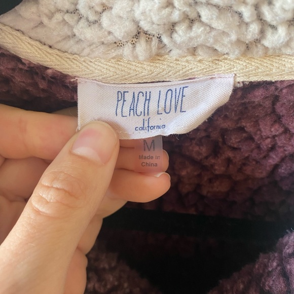 Medium~ Maroon Fuzzy Pullover - Picture 7 of 7